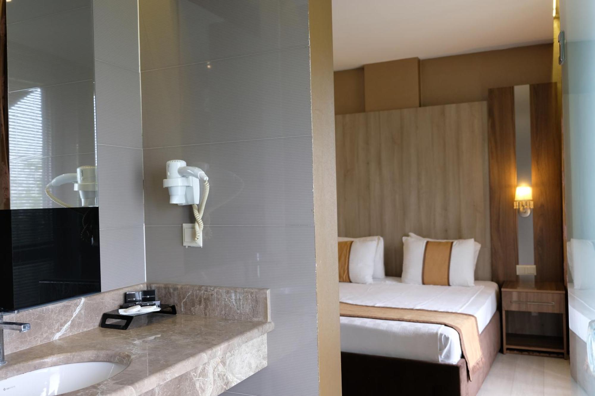 Royal Capital Hotel Bursa Dış mekan fotoğraf